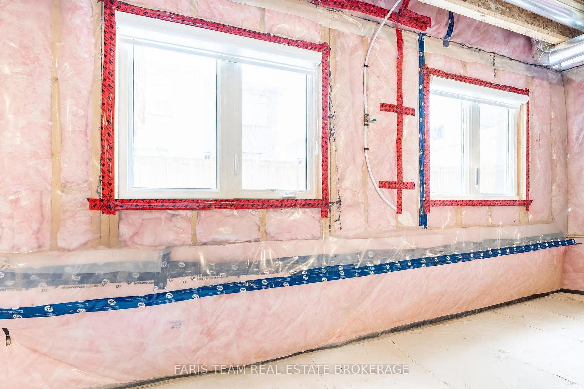 Photo 30 of 160 Franklin Trail, Barrie, Rural Barrie Southwest — HOMEH