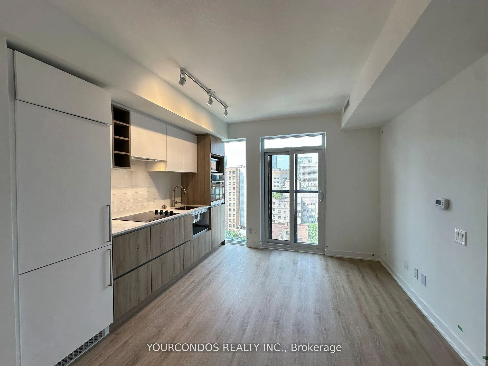 Photo 2 of Unit 1105, 319 Jarvis Street, Toronto, Moss Park — HOMEH