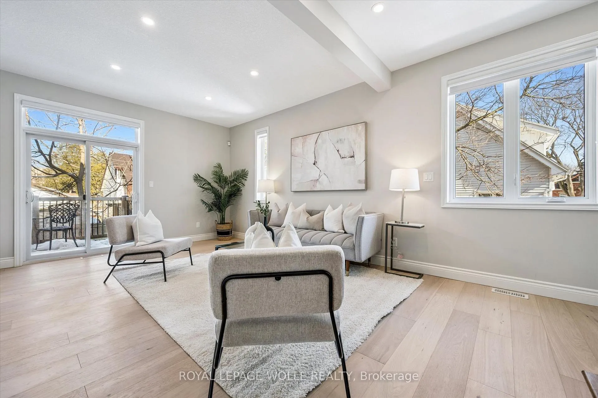 Photo 5 of 162 Esson Street, Waterloo, Uptown West — HOMEH