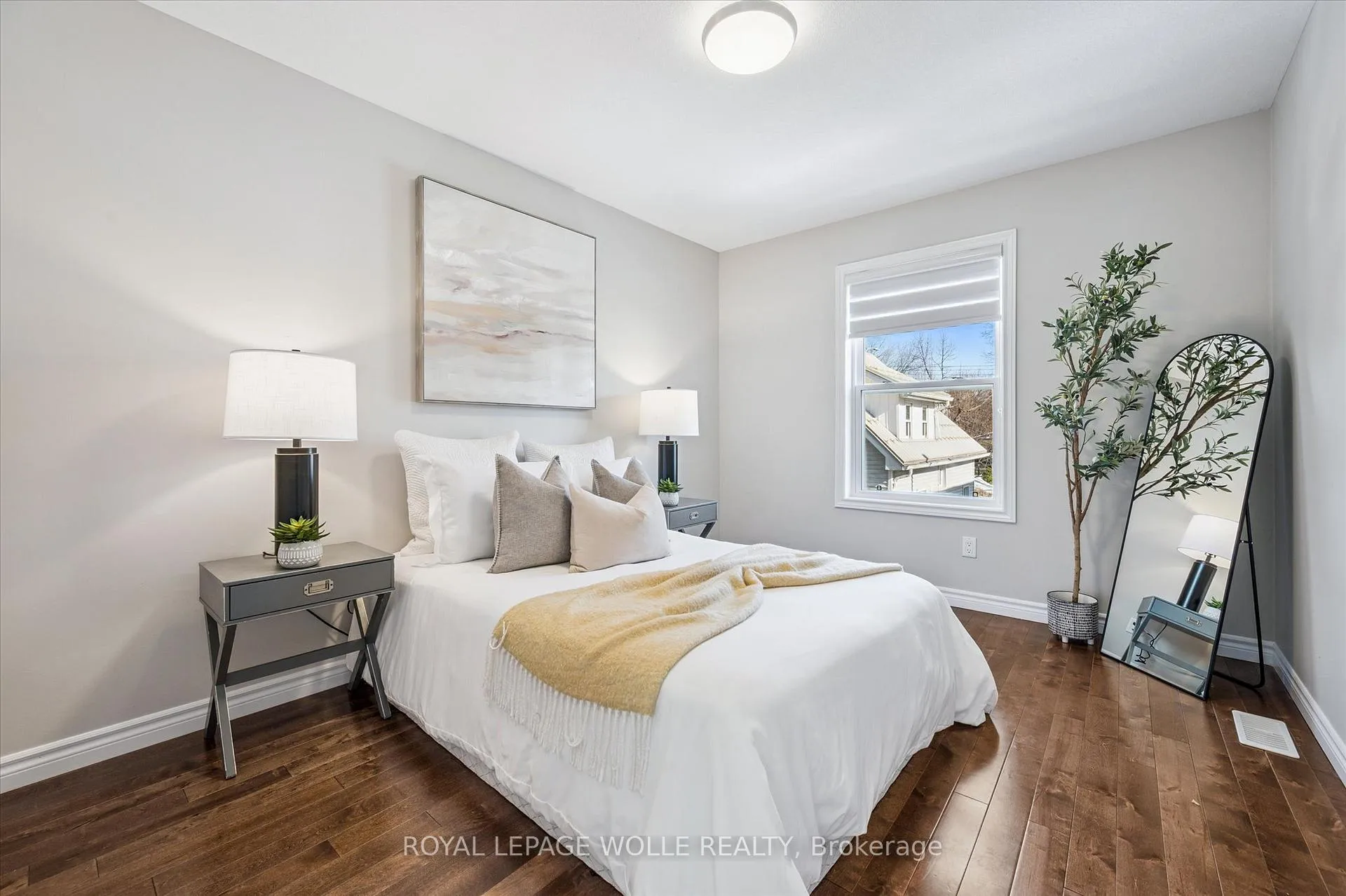 Photo 15 of 162 Esson Street, Waterloo, Uptown West — HOMEH