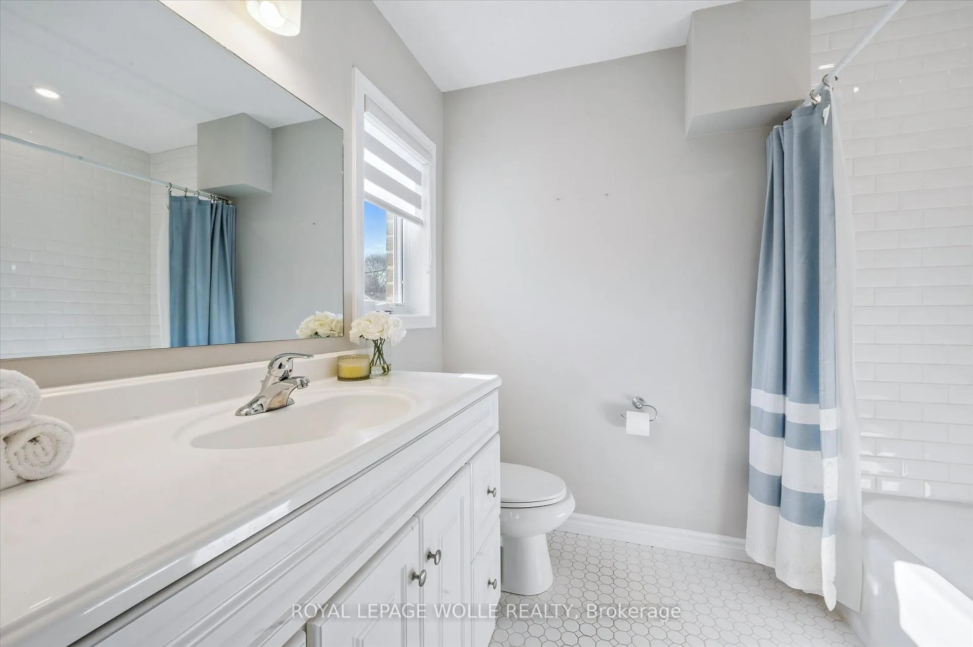 Photo 20 of 162 Esson Street, Waterloo, Uptown West — HOMEH