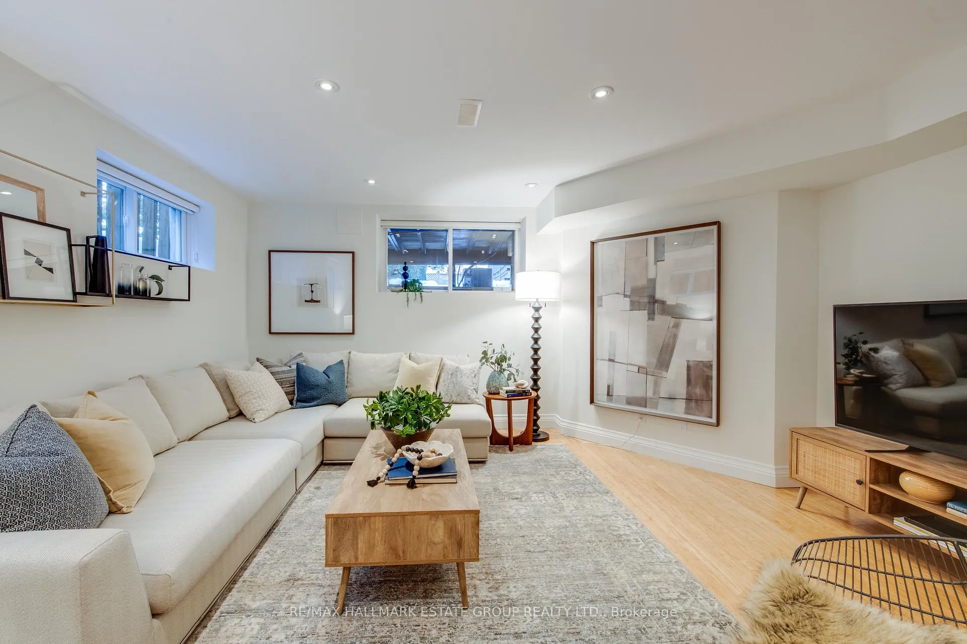 Photo 38 of 249 Beech Avenue, Toronto, The Beaches — HOMEH