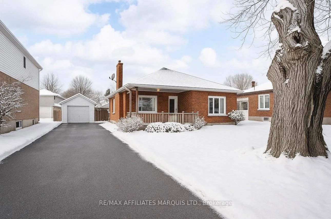 Photo 2 of 104 Gardner Avenue, Cornwall — HOMEH
