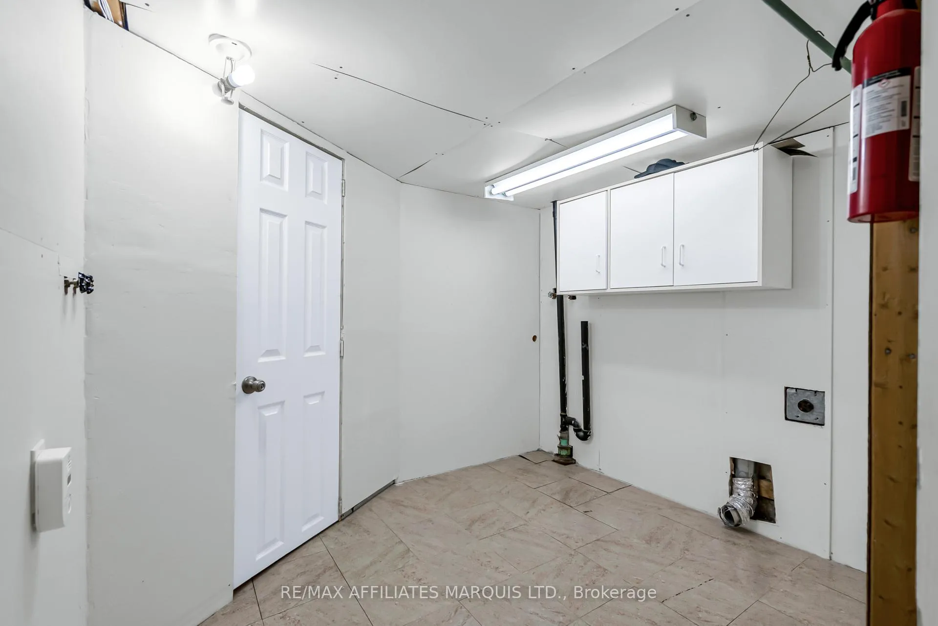 Photo 29 of 104 Gardner Avenue, Cornwall — HOMEH