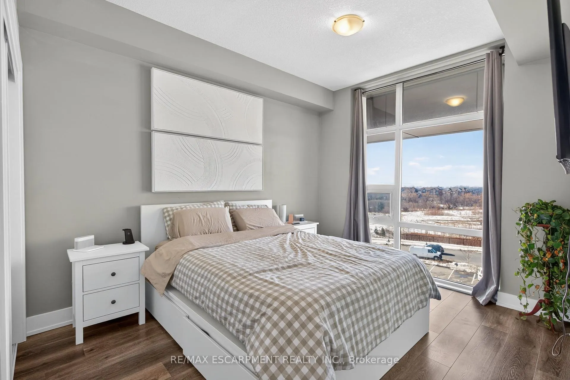 Photo 7 of Unit 435, 450 Dundas Street E, Hamilton, Waterdown — HOMEH