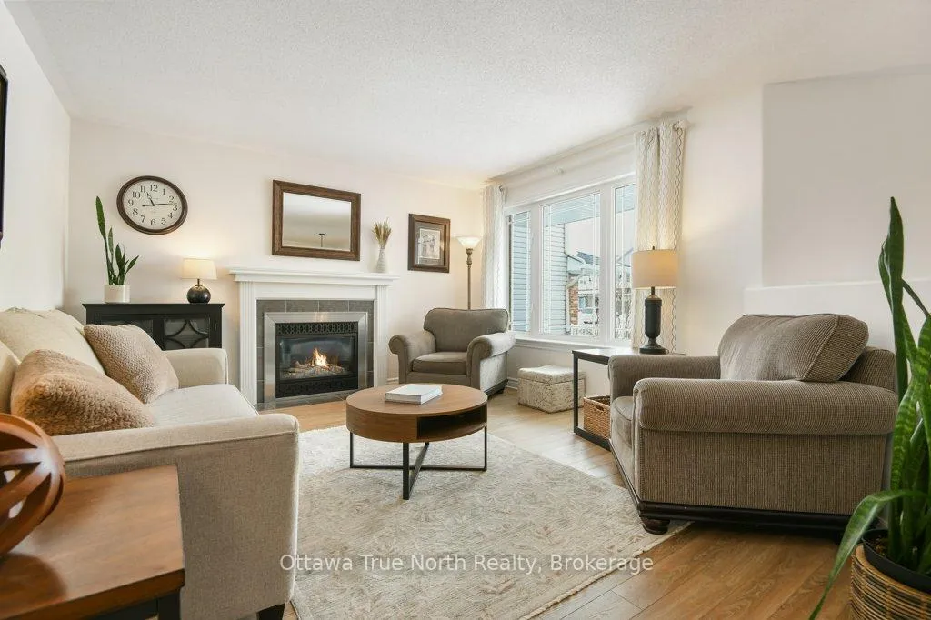 Photo 7 of 94 Thomas Street S, Arnprior — HOMEH