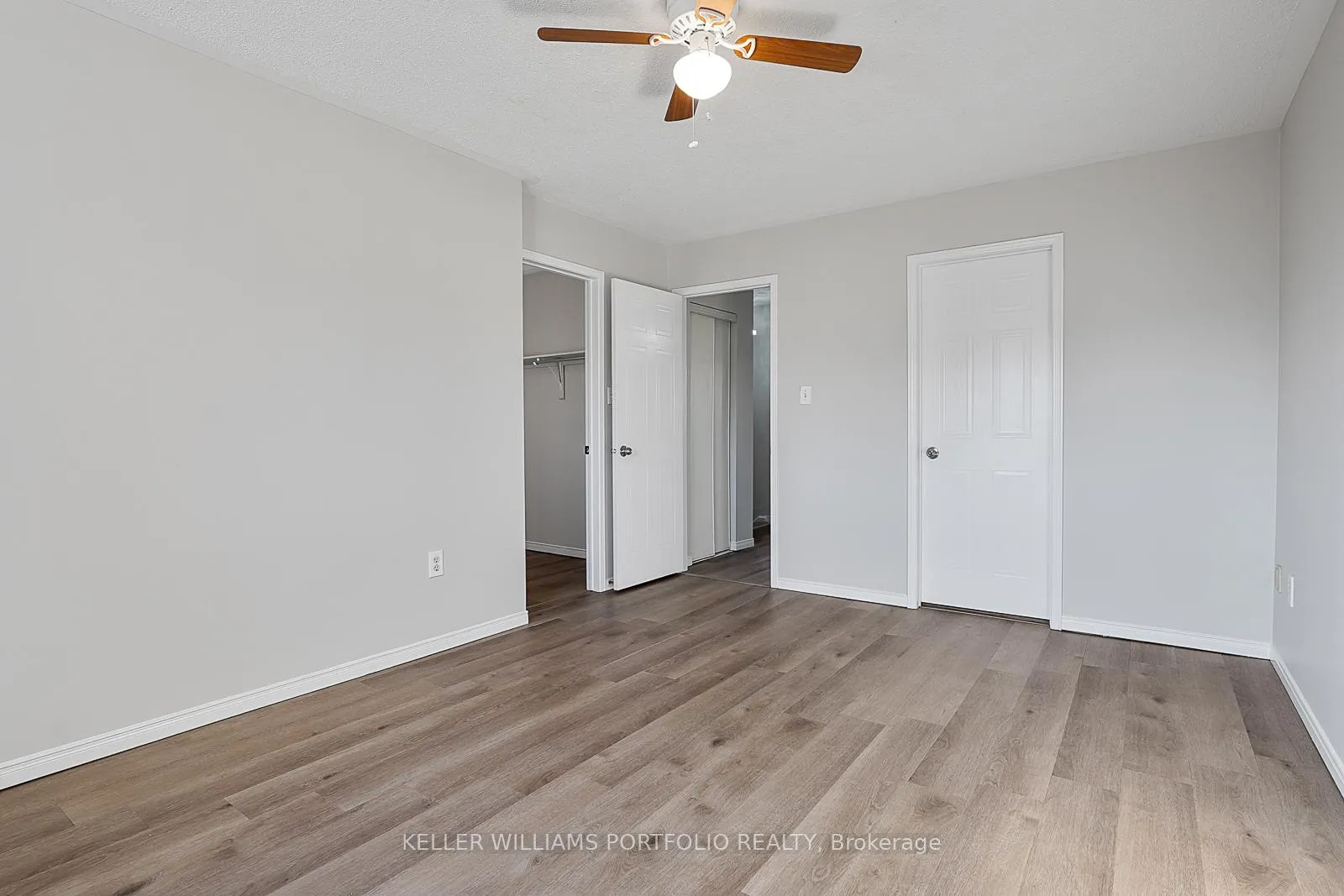Photo 33 of 334 Sparrow Circle, Pickering, Highbush — HOMEH