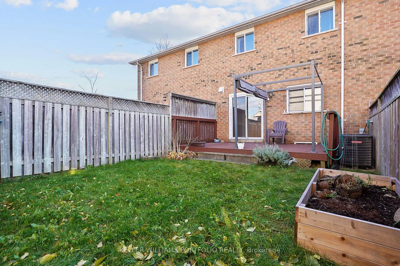 Photo 46 of 334 Sparrow Circle, Pickering, Highbush — HOMEH