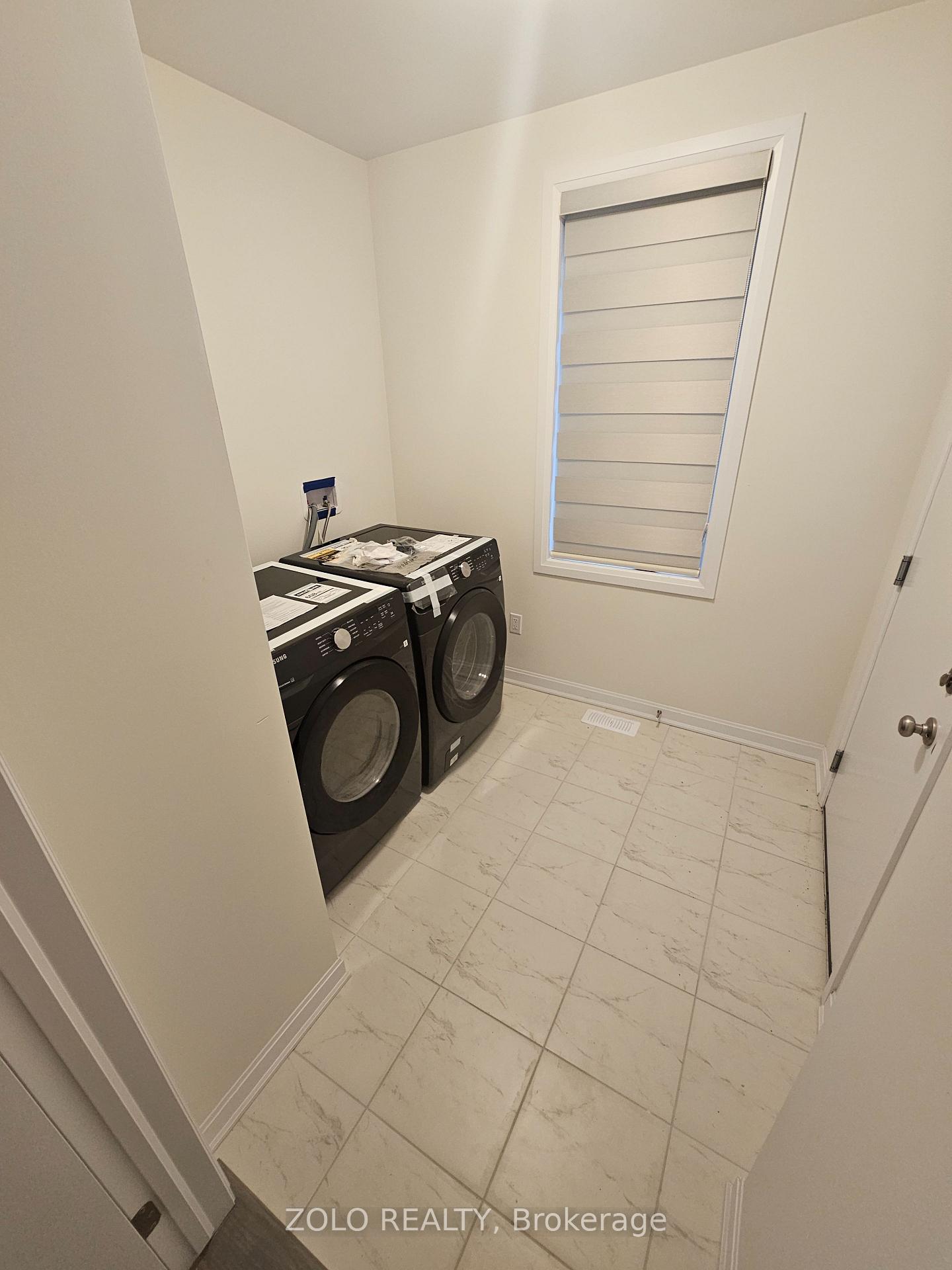 Photo 4 of 79 Oakmont Drive, Loyalist, Bath — HOMEH