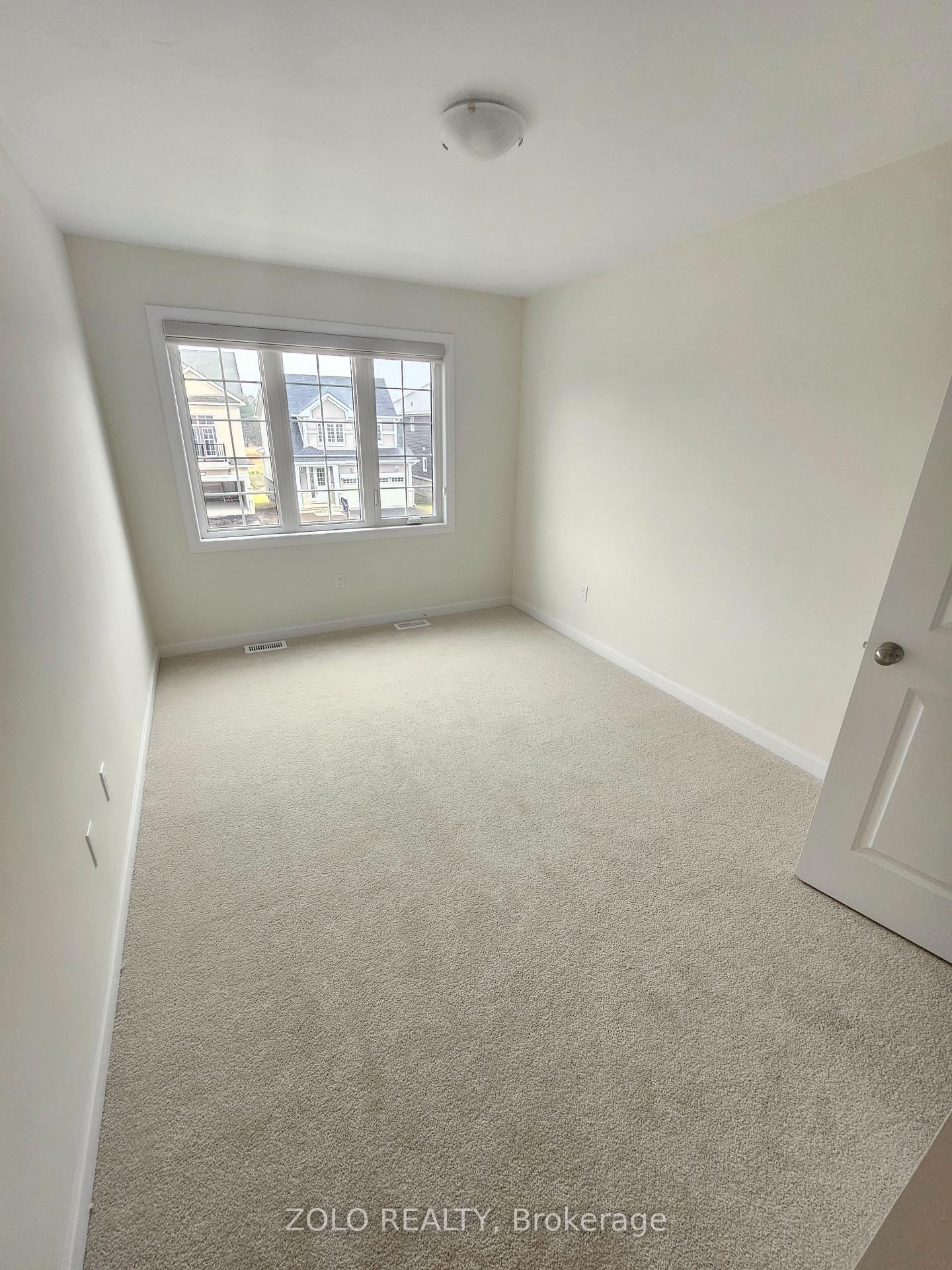 Photo 12 of 79 Oakmont Drive, Loyalist, Bath — HOMEH