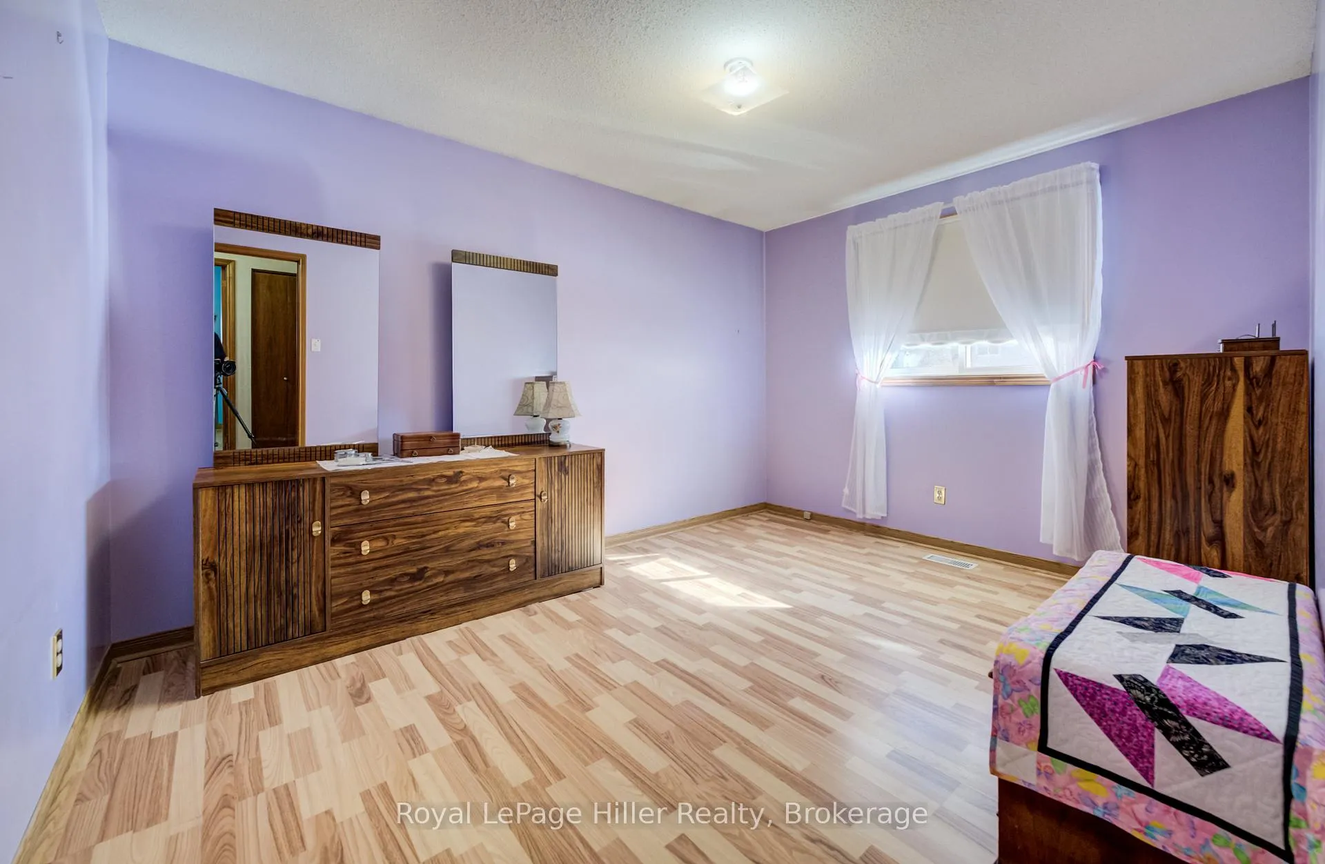 Photo 16 of 165 Lightbourne Avenue, Stratford — HOMEH