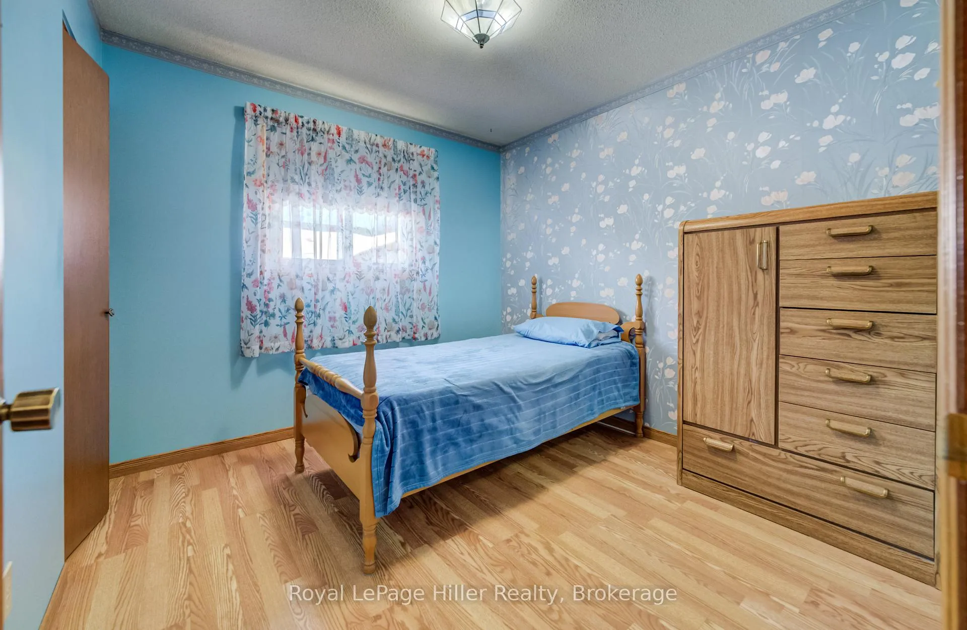Photo 17 of 165 Lightbourne Avenue, Stratford — HOMEH