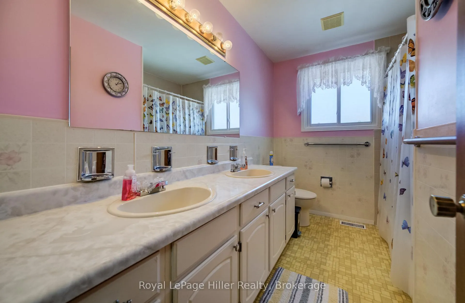 Photo 18 of 165 Lightbourne Avenue, Stratford — HOMEH