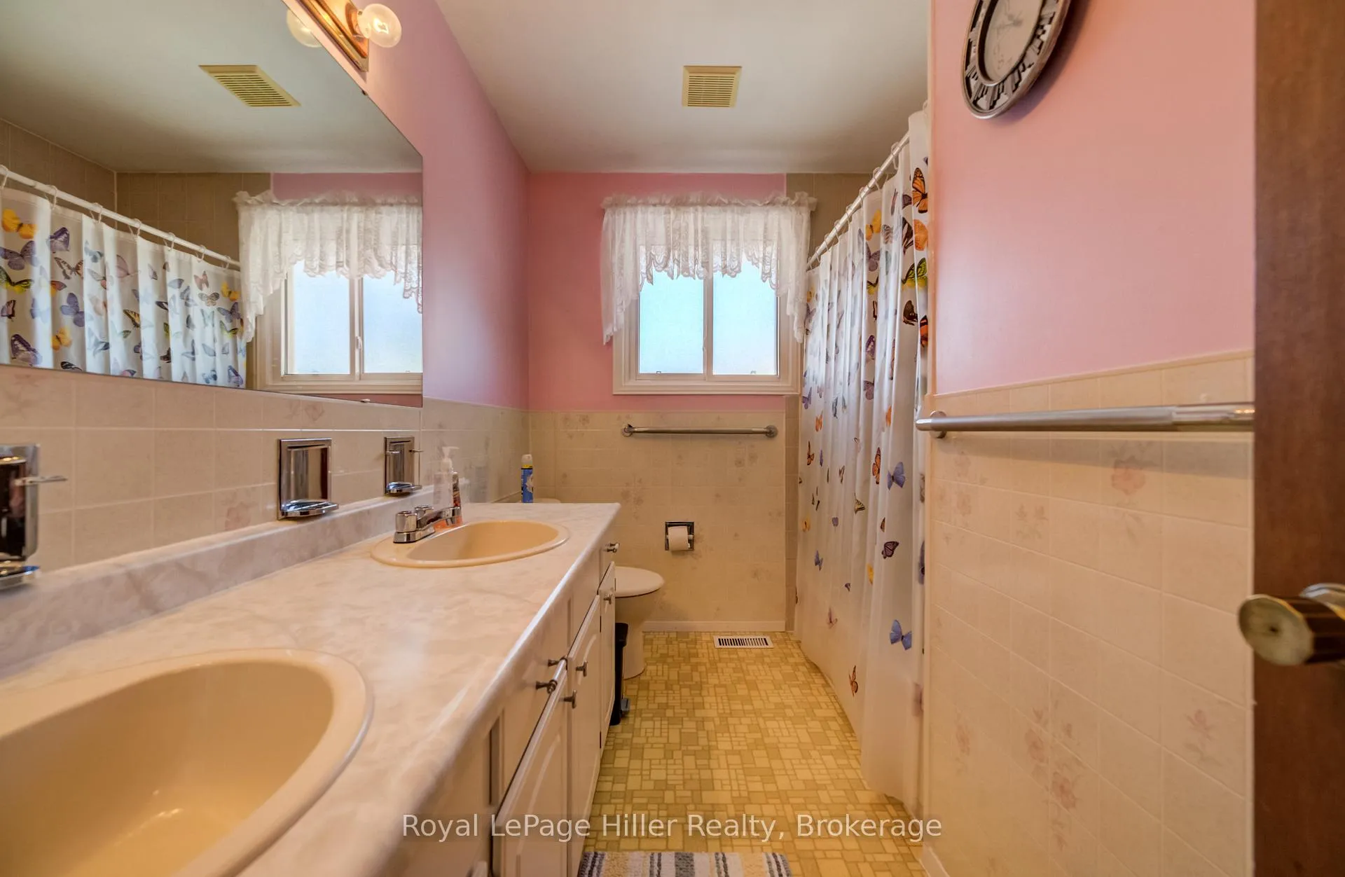 Photo 19 of 165 Lightbourne Avenue, Stratford — HOMEH