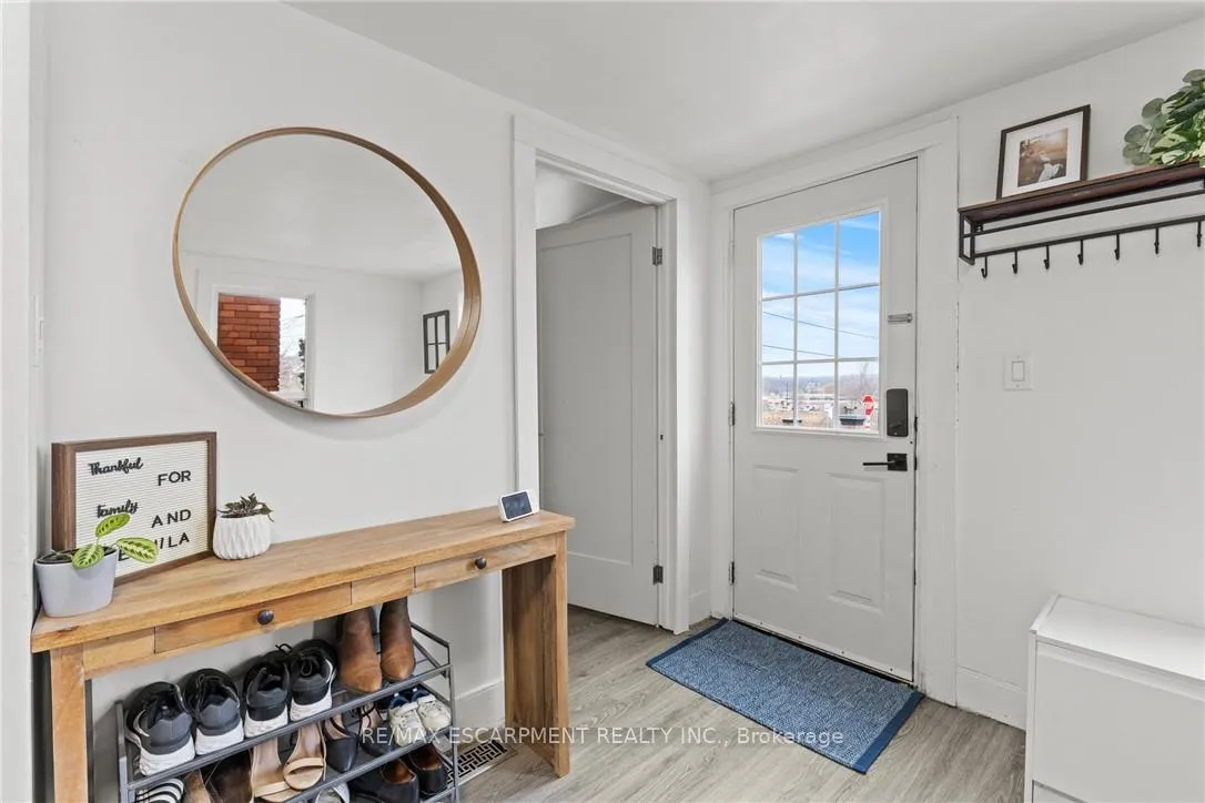 Photo 3 of 199 Barton Street W, Hamilton, Central — HOMEH