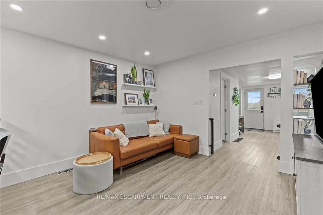 Photo 11 of 199 Barton Street W, Hamilton, Central — HOMEH