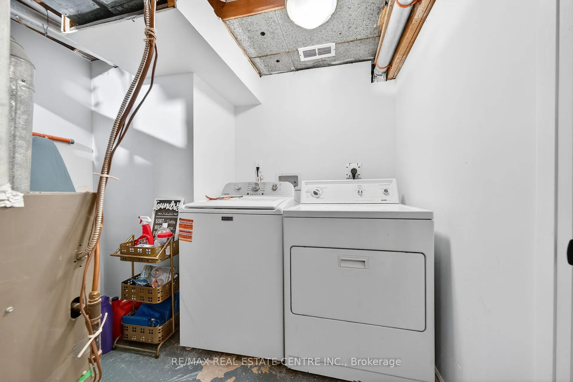 Photo 37 of 33 Glen Vista Drive, Hamilton, Red Hill — HOMEH