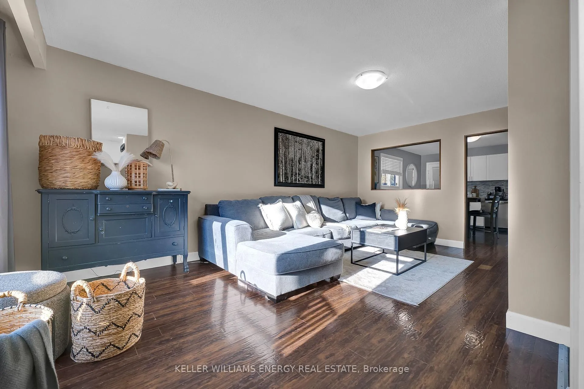 Photo 4 of 199 Barkley Crescent, Oshawa, Vanier — HOMEH