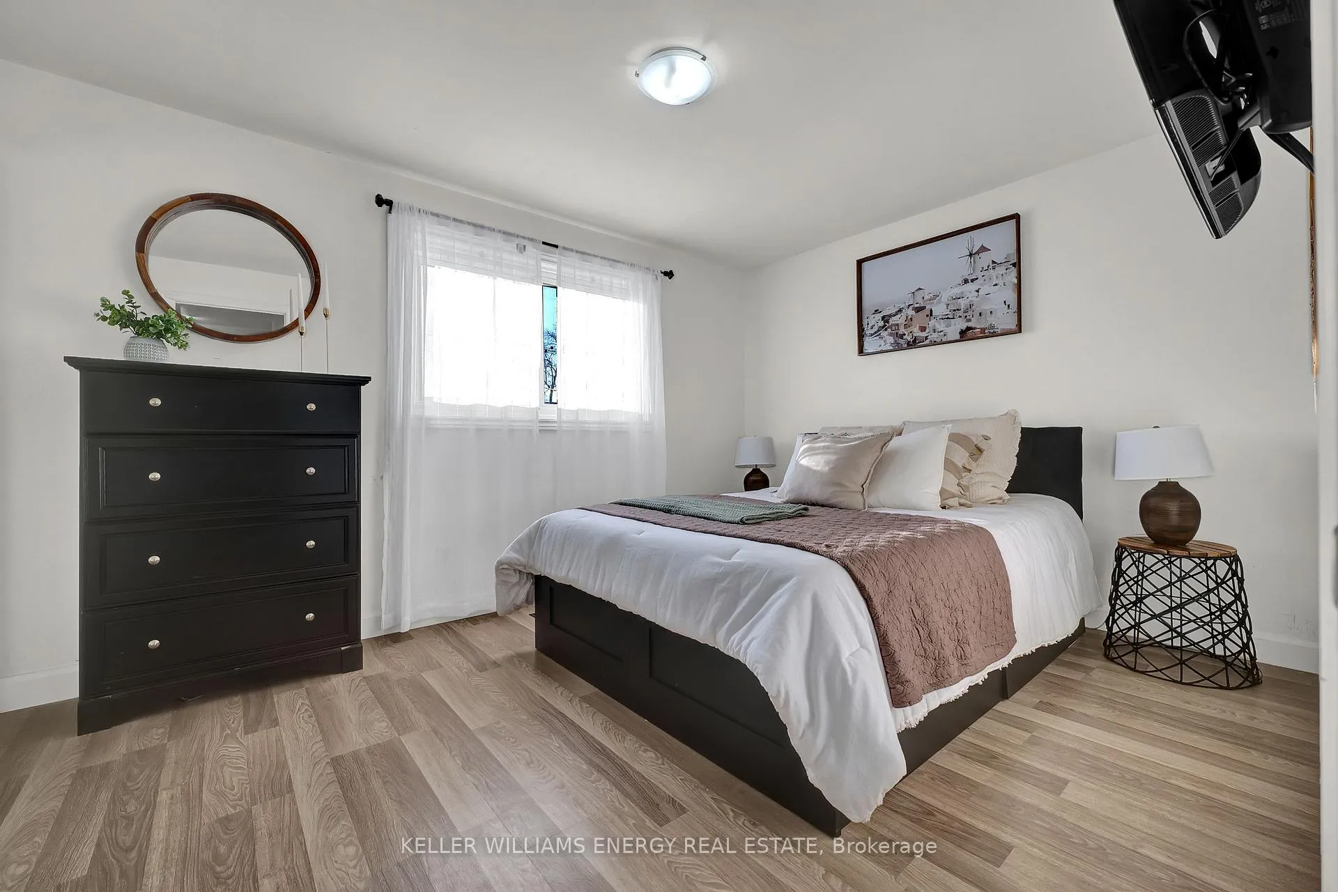 Photo 12 of 199 Barkley Crescent, Oshawa, Vanier — HOMEH
