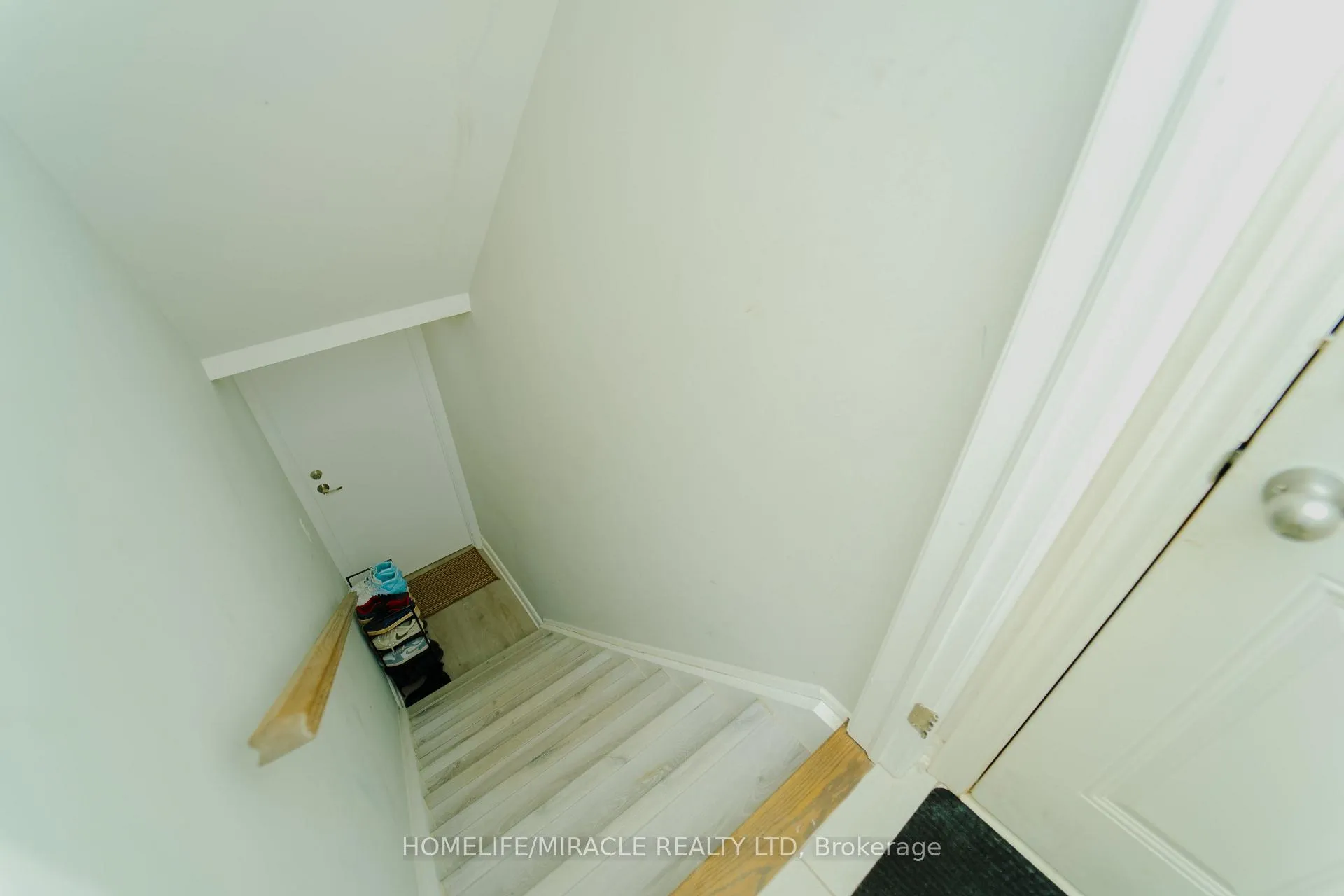Photo 38 of 18 Truffle Court, Brampton, Northwest Brampton — HOMEH