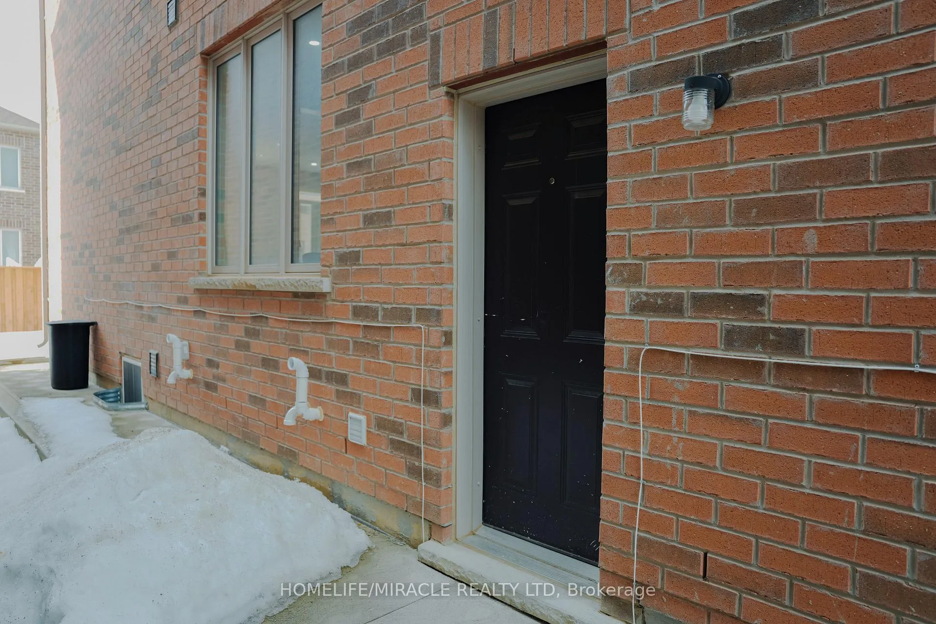 Photo 47 of 18 Truffle Court, Brampton, Northwest Brampton — HOMEH