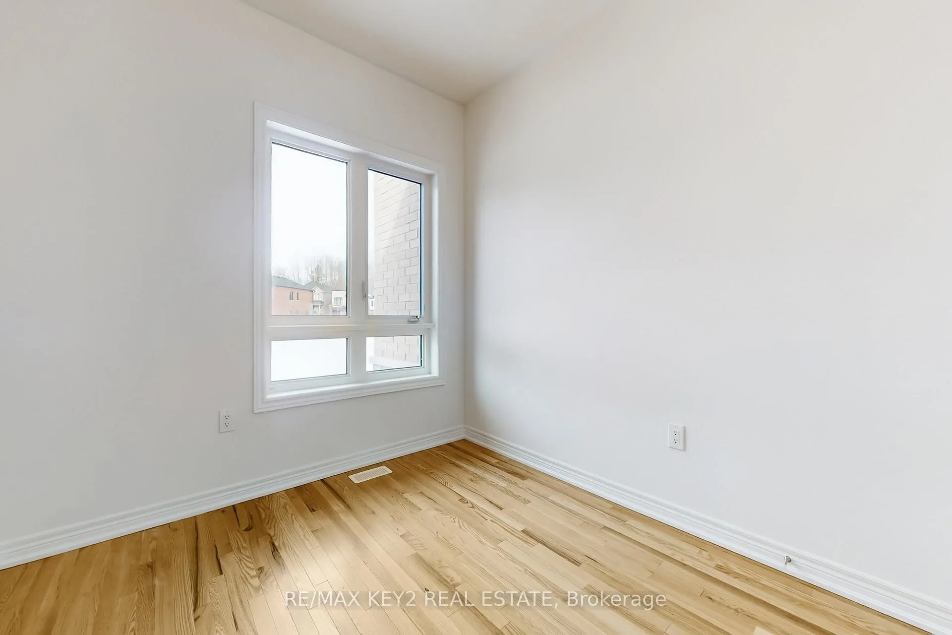 Photo 31 of 2949 Starlight Drive, Pickering, Rural Pickering — HOMEH