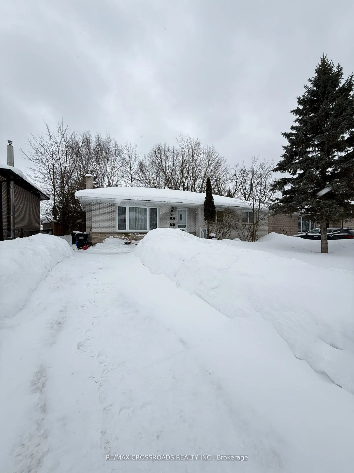 Front of Unit Upper, 89 Ottaway Avenue