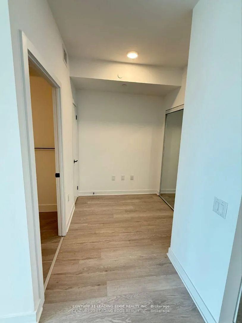 Photo 8 of Unit 203, 2782 Barton Street E, Hamilton, Riverdale — HOMEH
