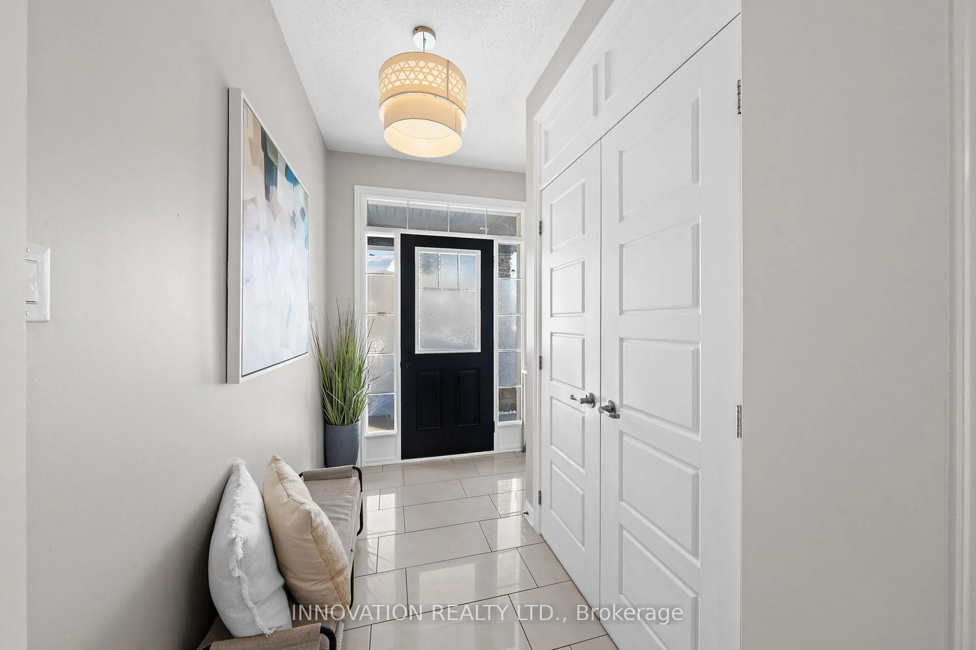 Photo 2 of 304 Eucalyptus Circle, Ottawa, Stittsville (North) — HOMEH