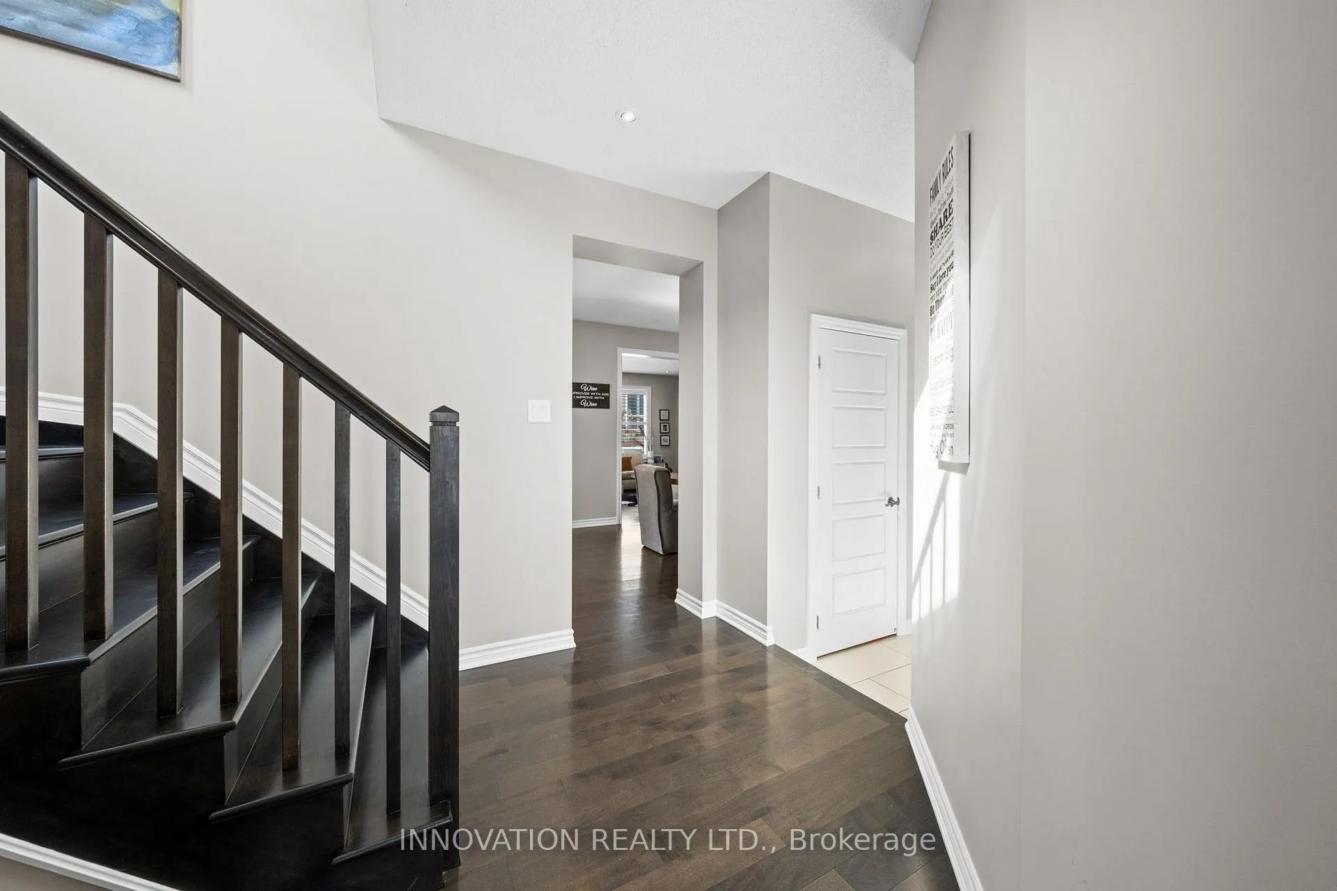 Photo 4 of 304 Eucalyptus Circle, Ottawa, Stittsville (North) — HOMEH