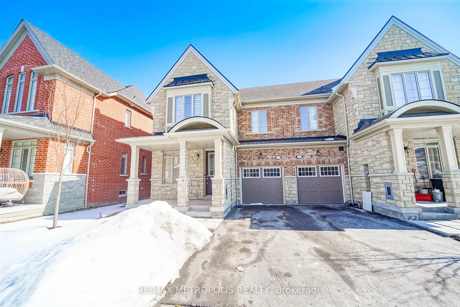 Photo 2 of 17 Hickling Lane, Ajax, Northwest Ajax — HOMEH