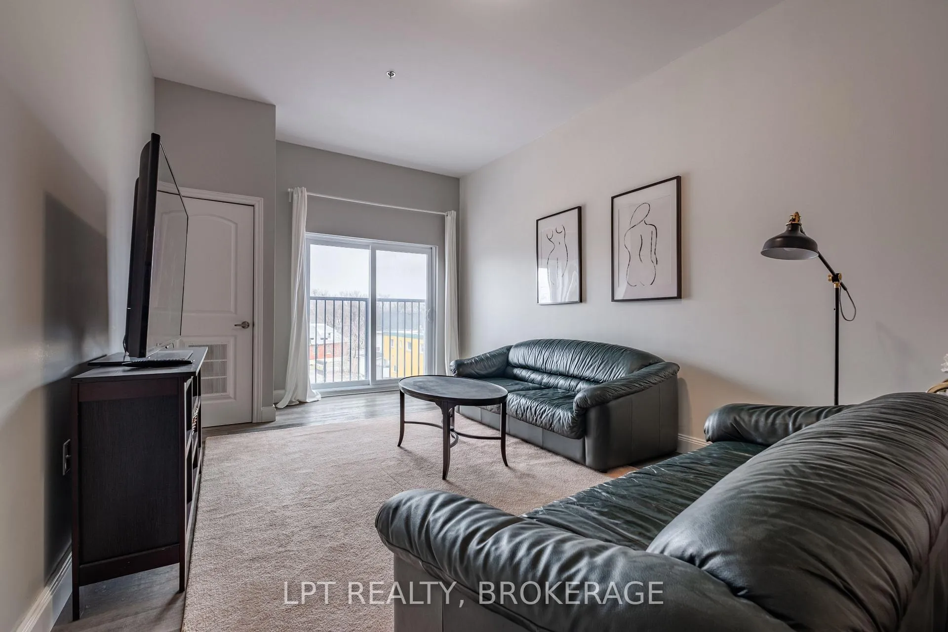 Photo 2 of Unit 303, 630 Princess Street, Kingston, Central City East — HOMEH