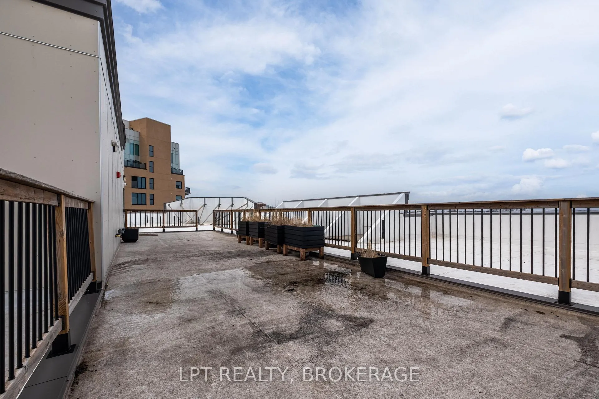 Photo 17 of Unit 303, 630 Princess Street, Kingston, Central City East — HOMEH