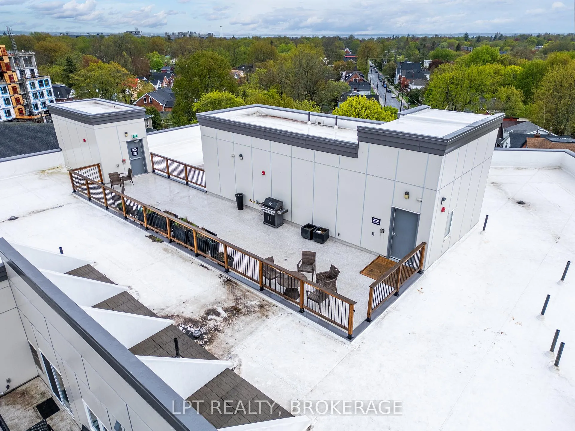 Photo 21 of Unit 303, 630 Princess Street, Kingston, Central City East — HOMEH