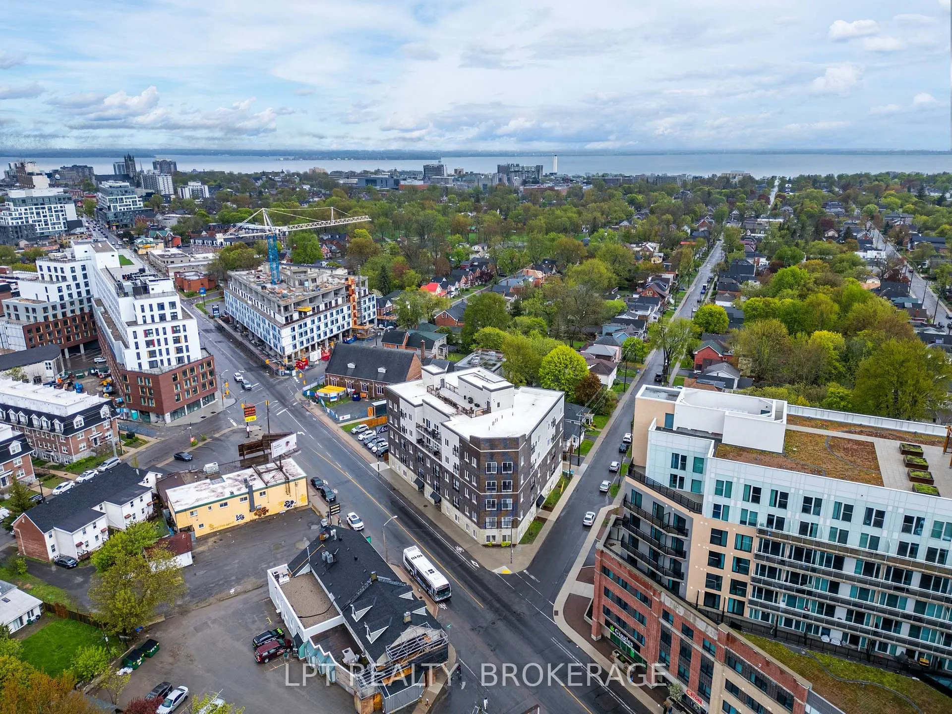 Photo 22 of Unit 303, 630 Princess Street, Kingston, Central City East — HOMEH