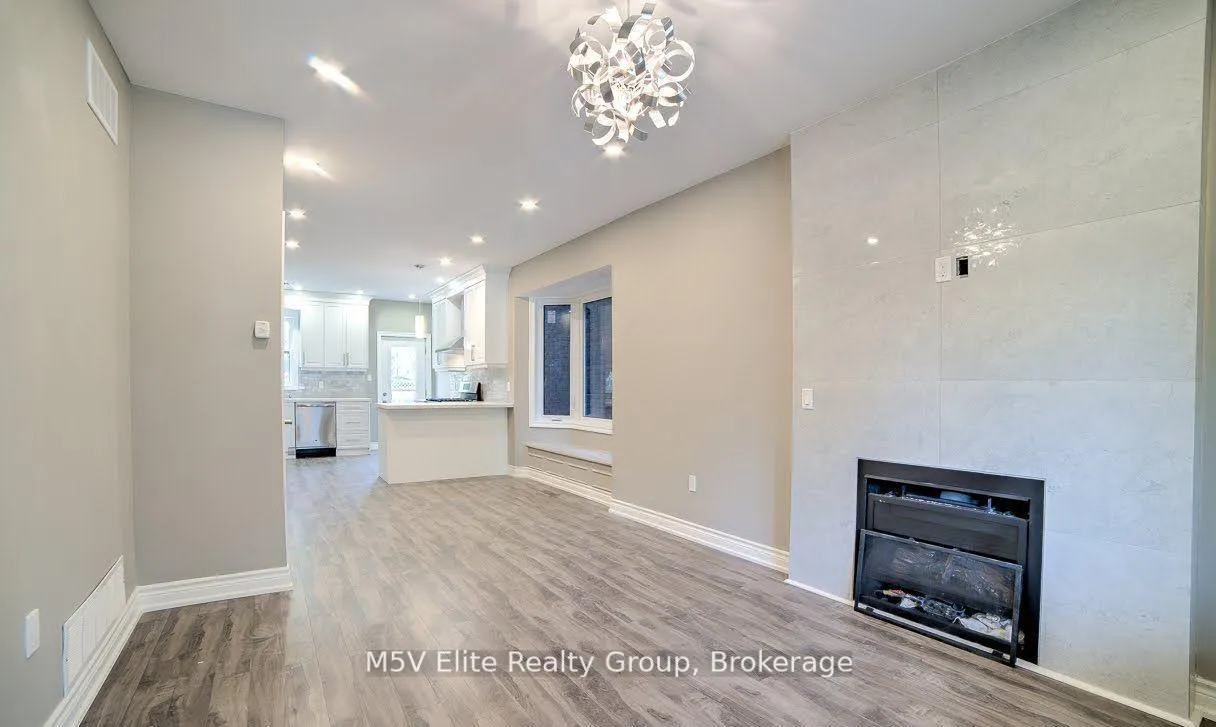 Photo 3 of Unit A, 58 Bellhaven Road, Toronto, Woodbine Corridor — HOMEH