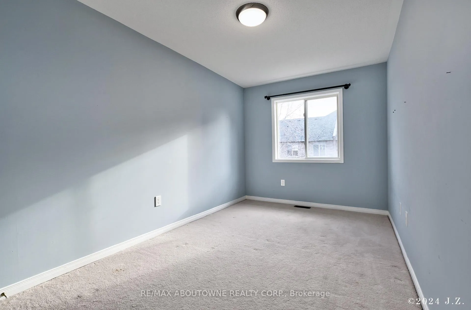 Photo 15 of 1838 Imperial Way, Burlington, Uptown — HOMEH