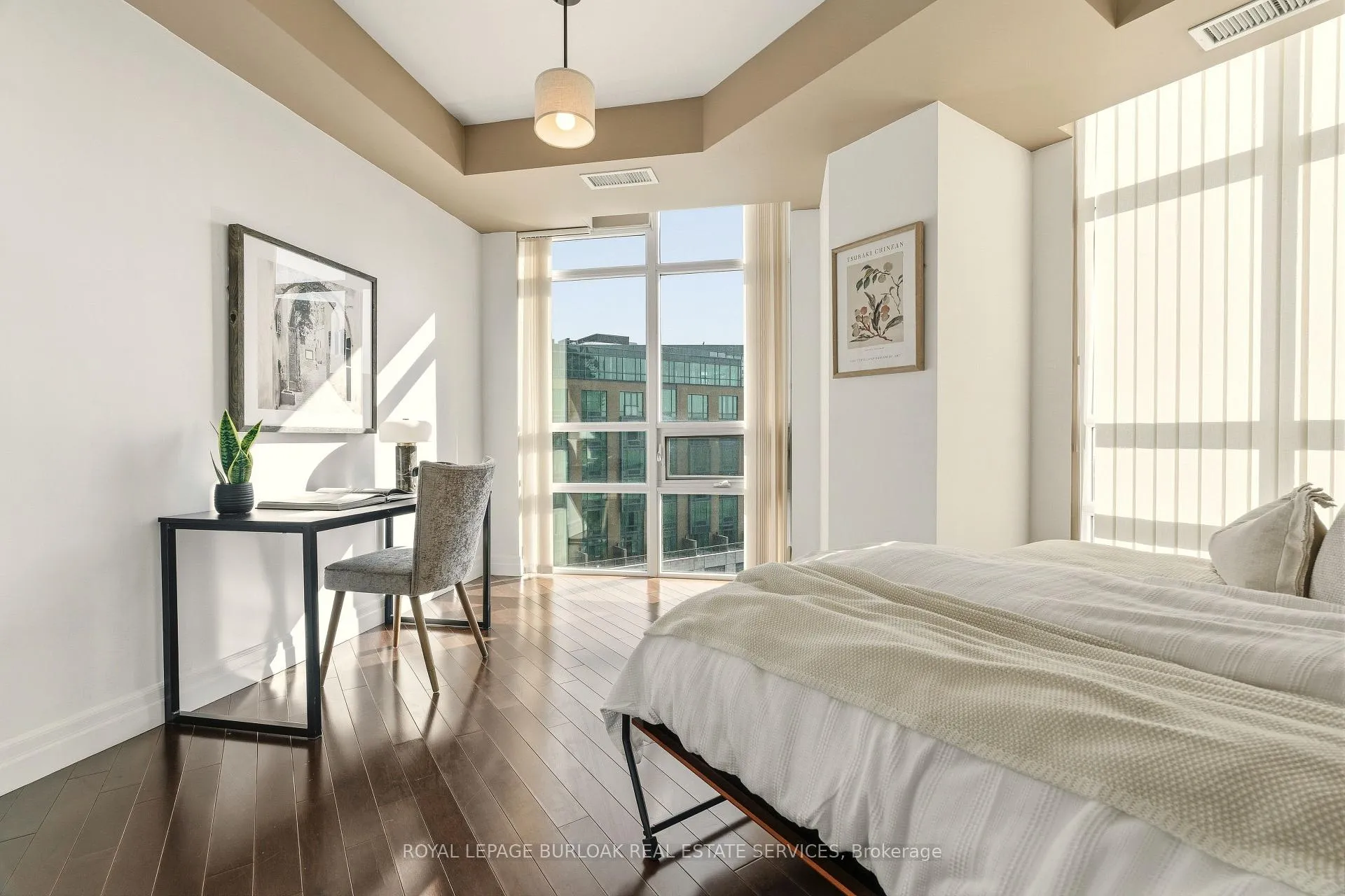 Photo 14 of Unit 804, 360 Pearl Street, Burlington, Brant — HOMEH