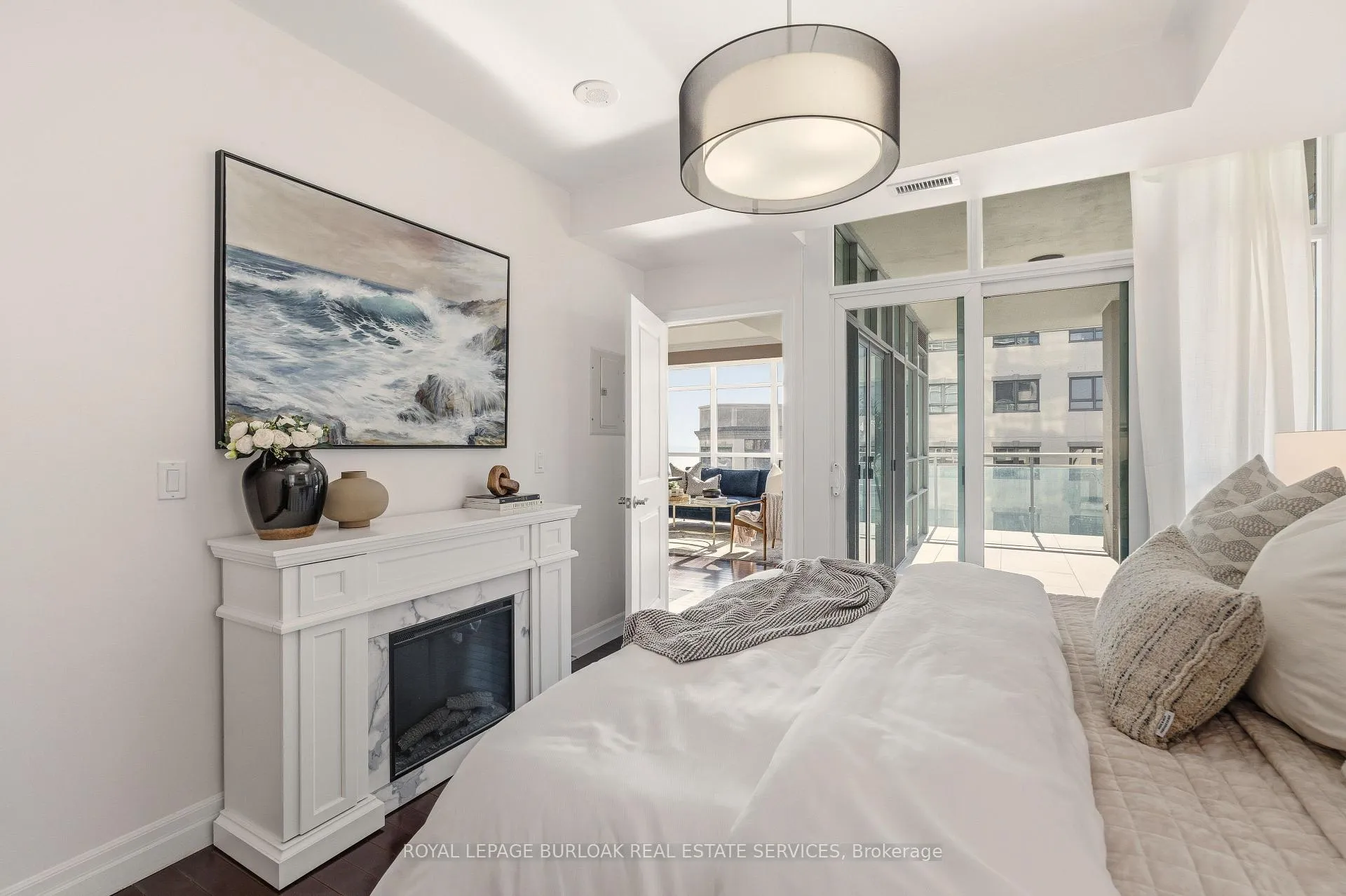Photo 20 of Unit 804, 360 Pearl Street, Burlington, Brant — HOMEH