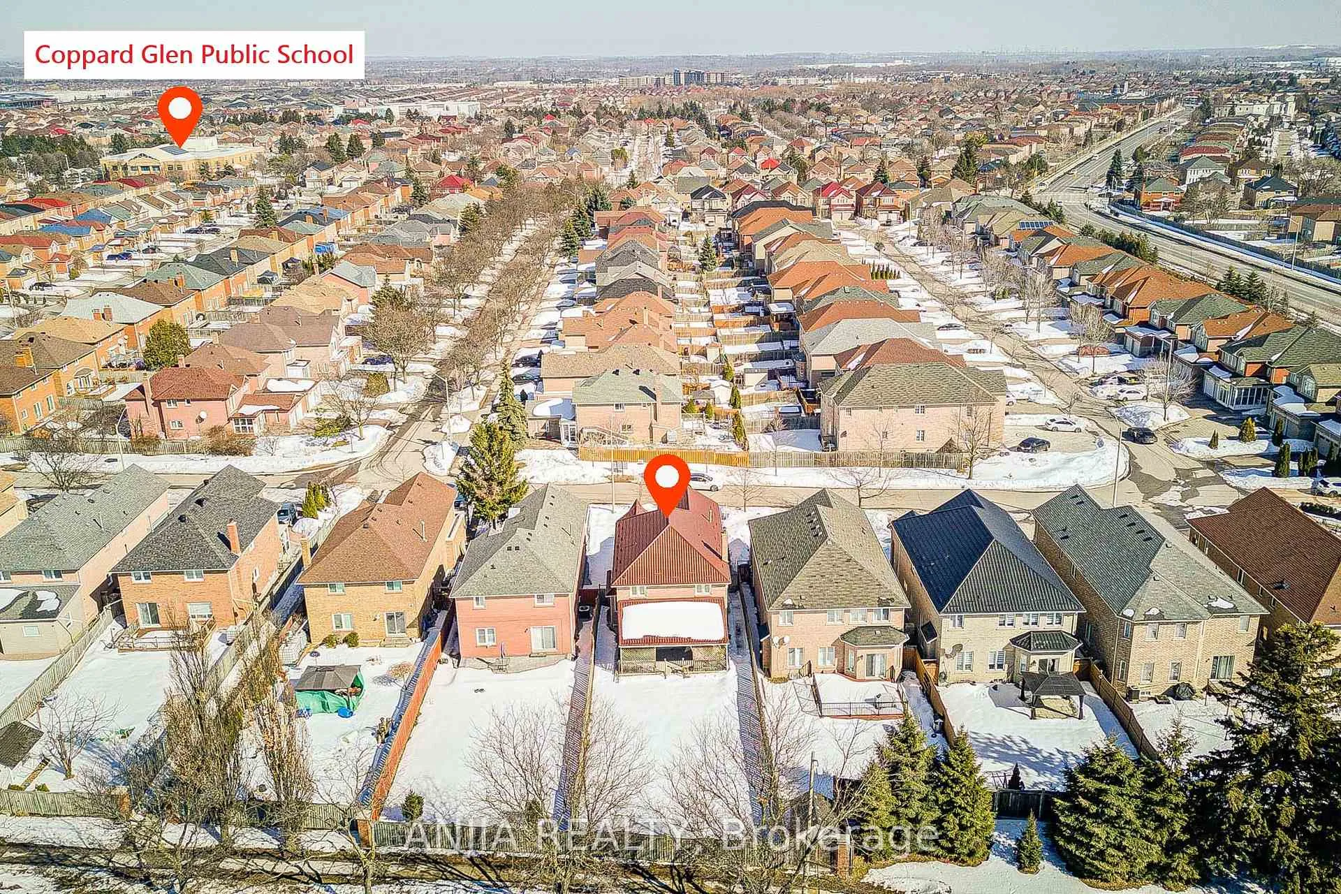 Photo 4 of 62 Walford Road, Markham, Middlefield — HOMEH