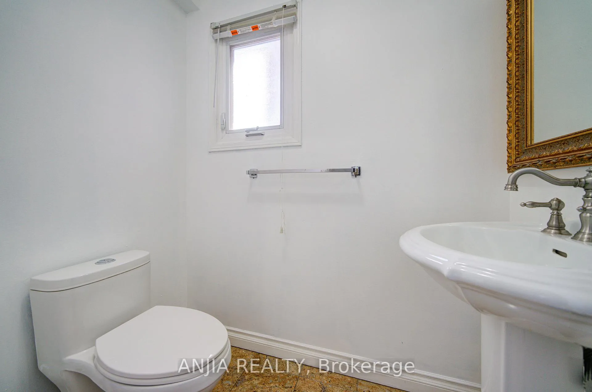 Photo 6 of 62 Walford Road, Markham, Middlefield — HOMEH