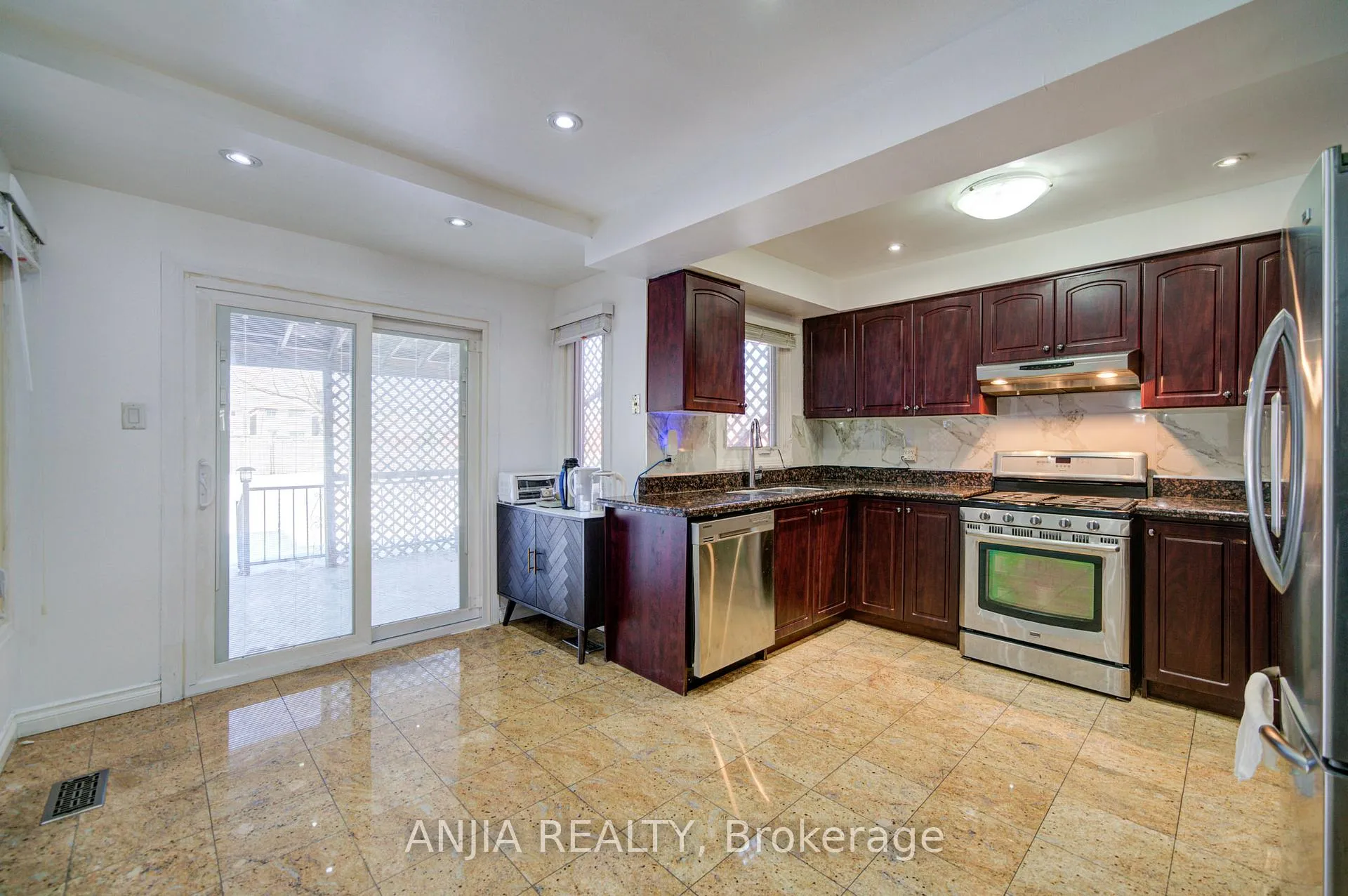 Photo 19 of 62 Walford Road, Markham, Middlefield — HOMEH
