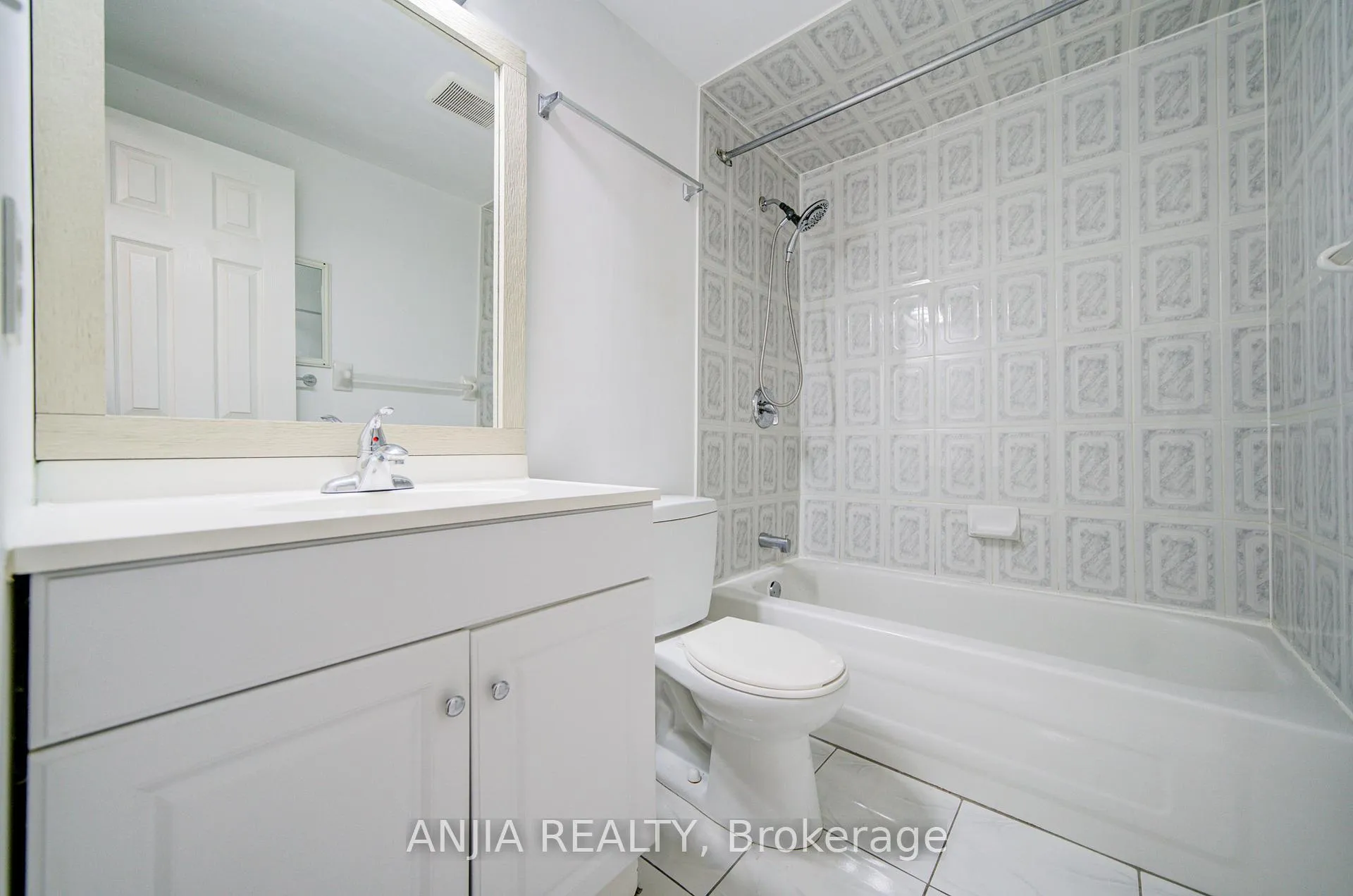 Photo 46 of 62 Walford Road, Markham, Middlefield — HOMEH