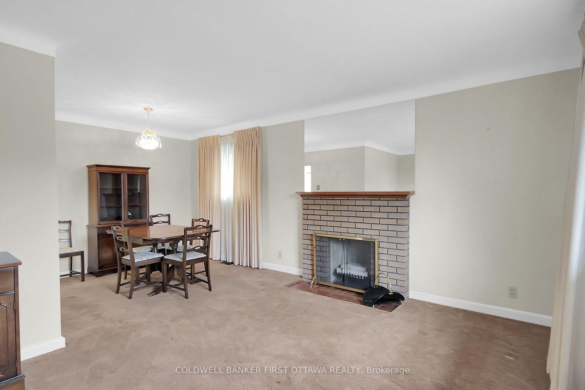 Photo 6 of 27 Indian Road, Ottawa, Meadowlands/St. Claire Gardens — HOMEH
