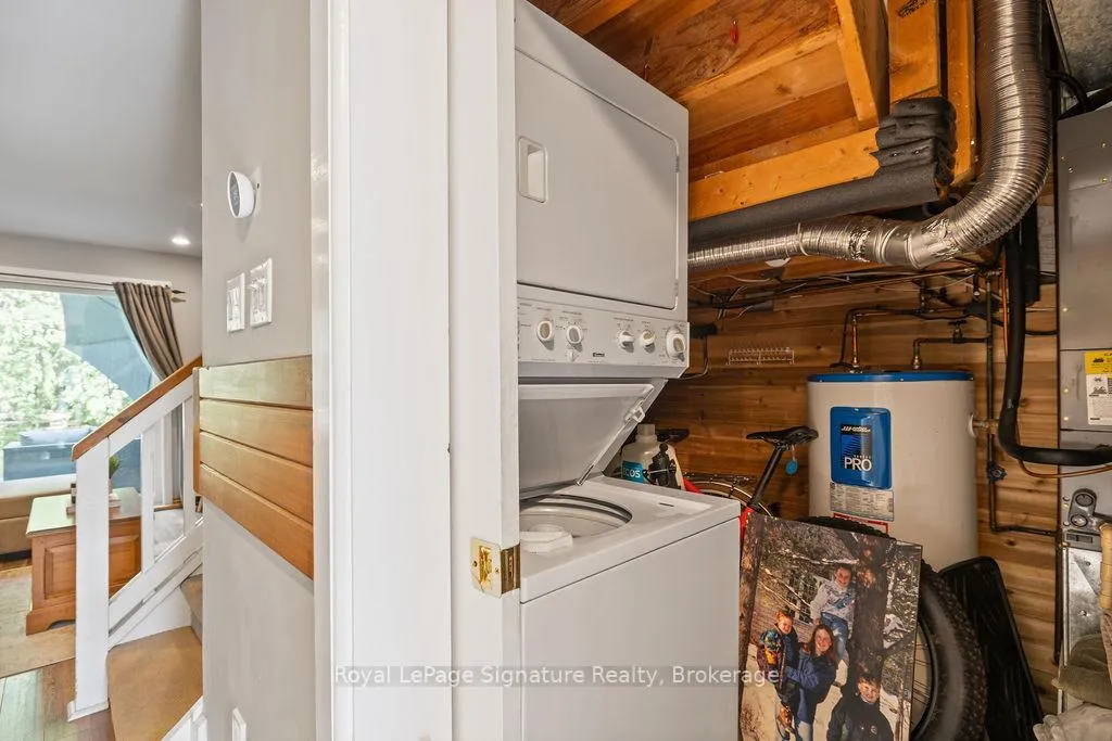 Photo 18 of 124 Escarpment Crescent, Collingwood — HOMEH