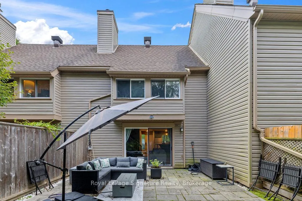 Photo 29 of 124 Escarpment Crescent, Collingwood — HOMEH