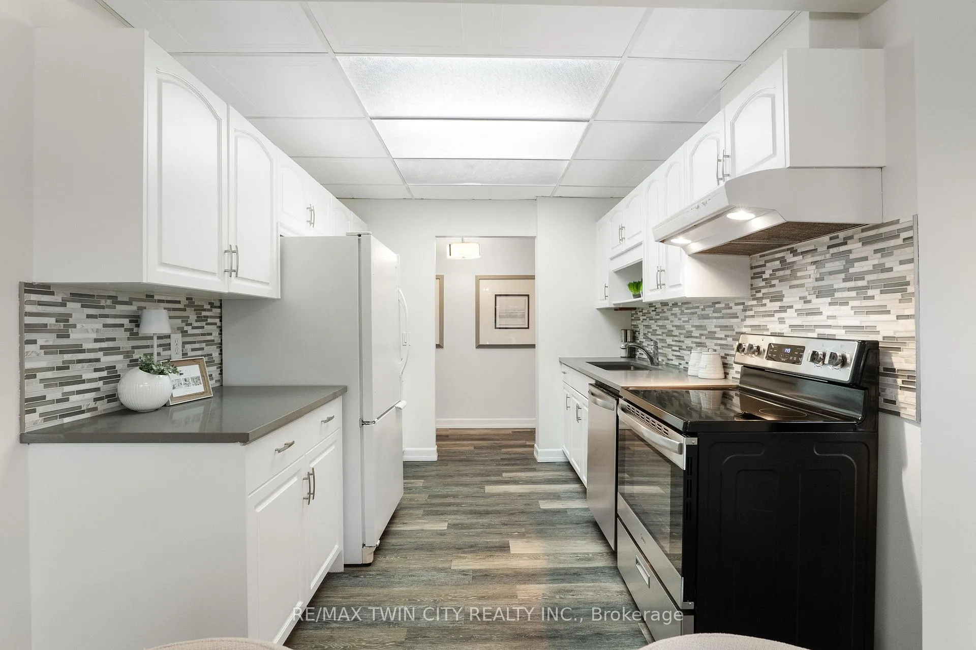 Photo 17 of Unit 107, 10 Ellen Street E, Kitchener — HOMEH