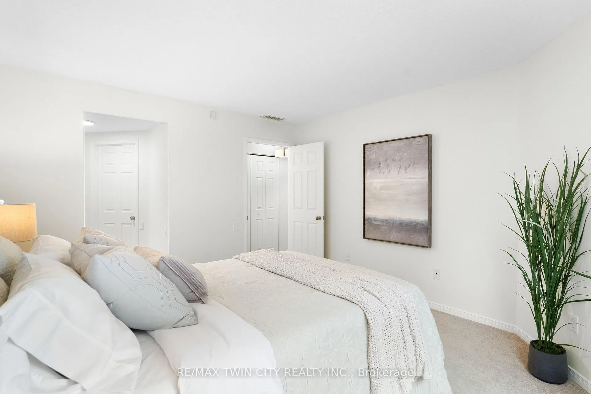 Photo 24 of Unit 107, 10 Ellen Street E, Kitchener — HOMEH