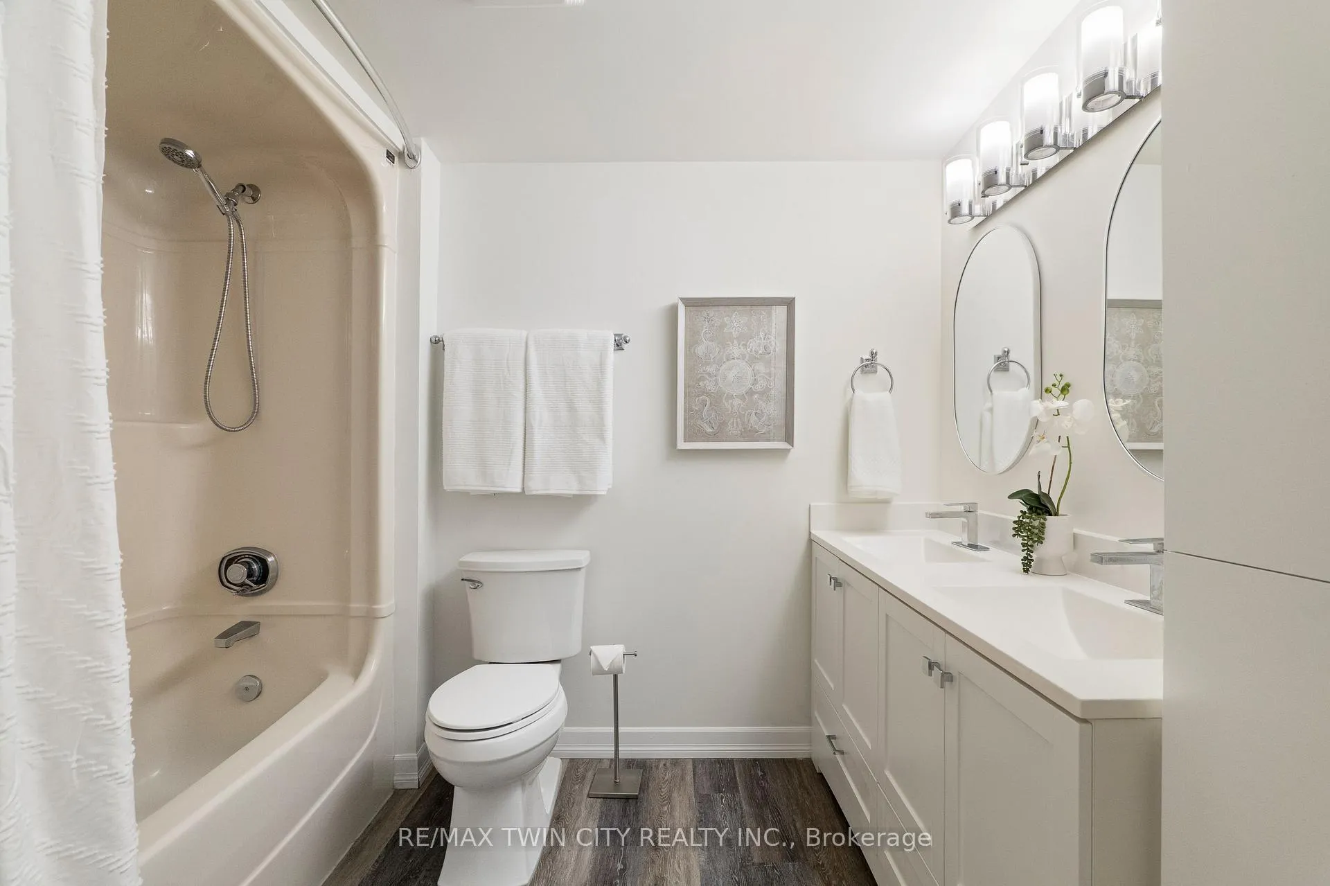 Photo 28 of Unit 107, 10 Ellen Street E, Kitchener — HOMEH