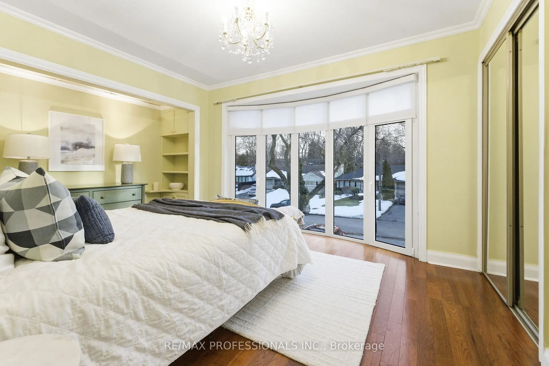 Photo 27 of 21 Ivy Lea Crescent, Etobicoke, Stonegate-Queensway — HOMEH